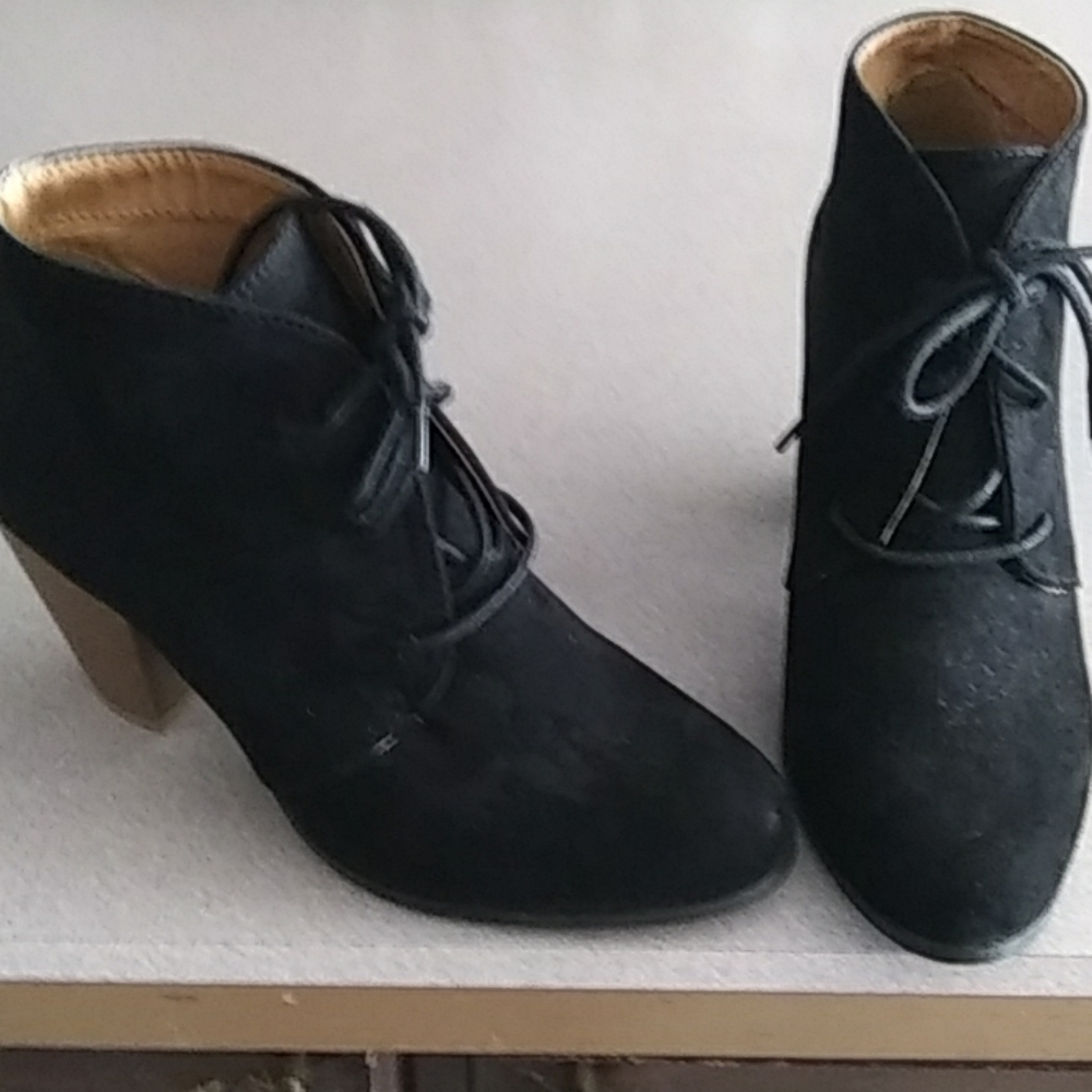 Ankle high boots